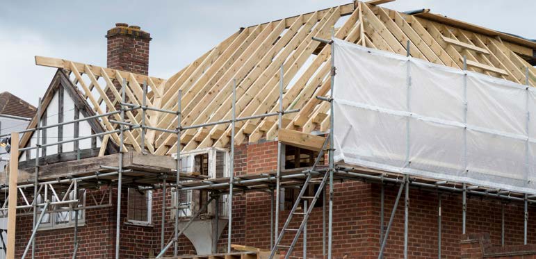 Temporary roof scaffolding